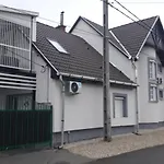 Apartment Viola *